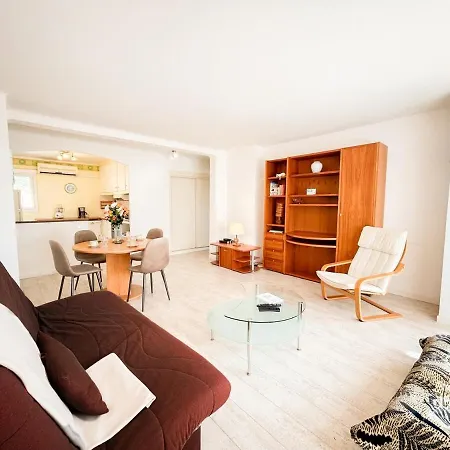 Spacieux T3 Avec Parking Au Coeur De 아파트 사나리쉬르메르