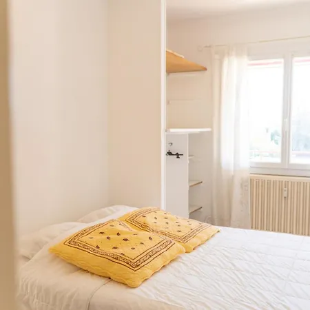 Spacieux T3 Avec Parking Au Coeur De Sanary-sur-Mer